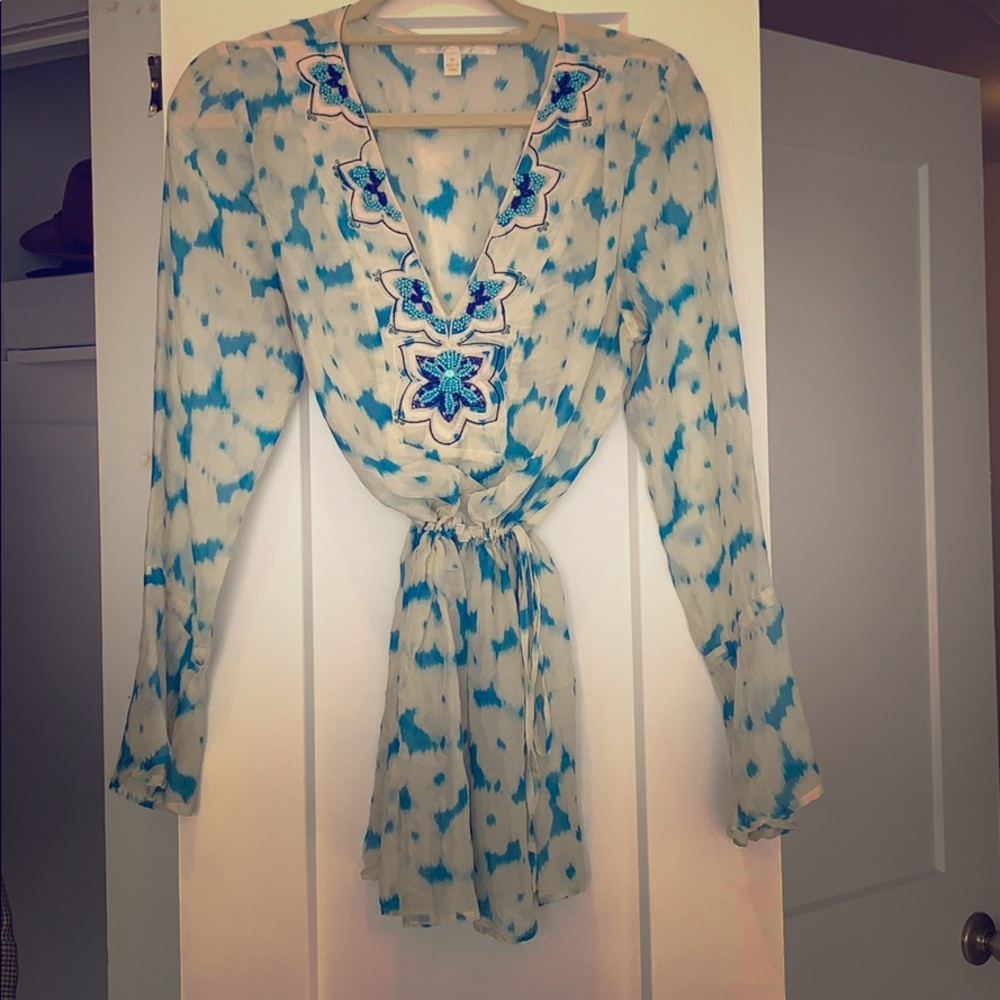 Beautiful tunic sold size medium